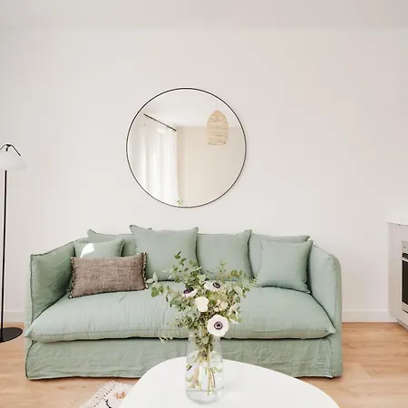 Le Coquet Des Trois-maisons Avec Parking Privatif Appartamento