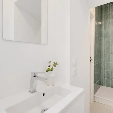 Le Coquet Des Trois-maisons Avec Parking Privatif Apartment *